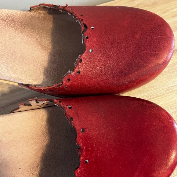 Dansko Red Leather Marta Women's Clog Mary Jane Sandals with Buckle EU 40 US 9 - Picture 5 of 10